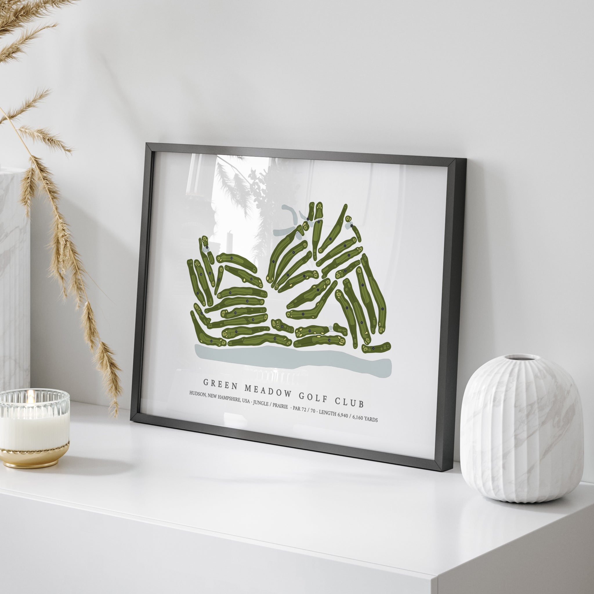 Green Meadow Golf Club | Golf Course Print | On Table