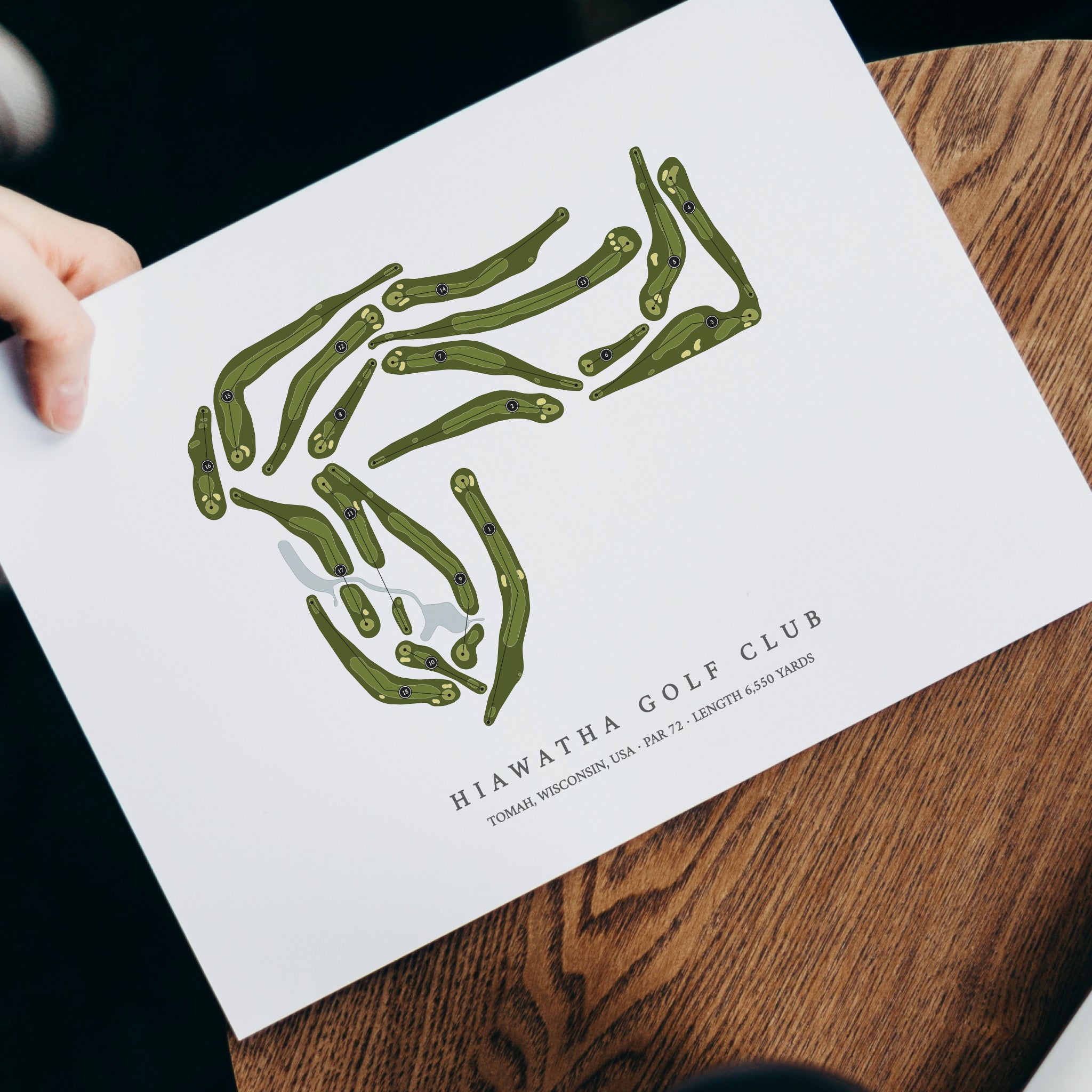 Hiawatha Golf Club | Golf Course Map | With Laptop