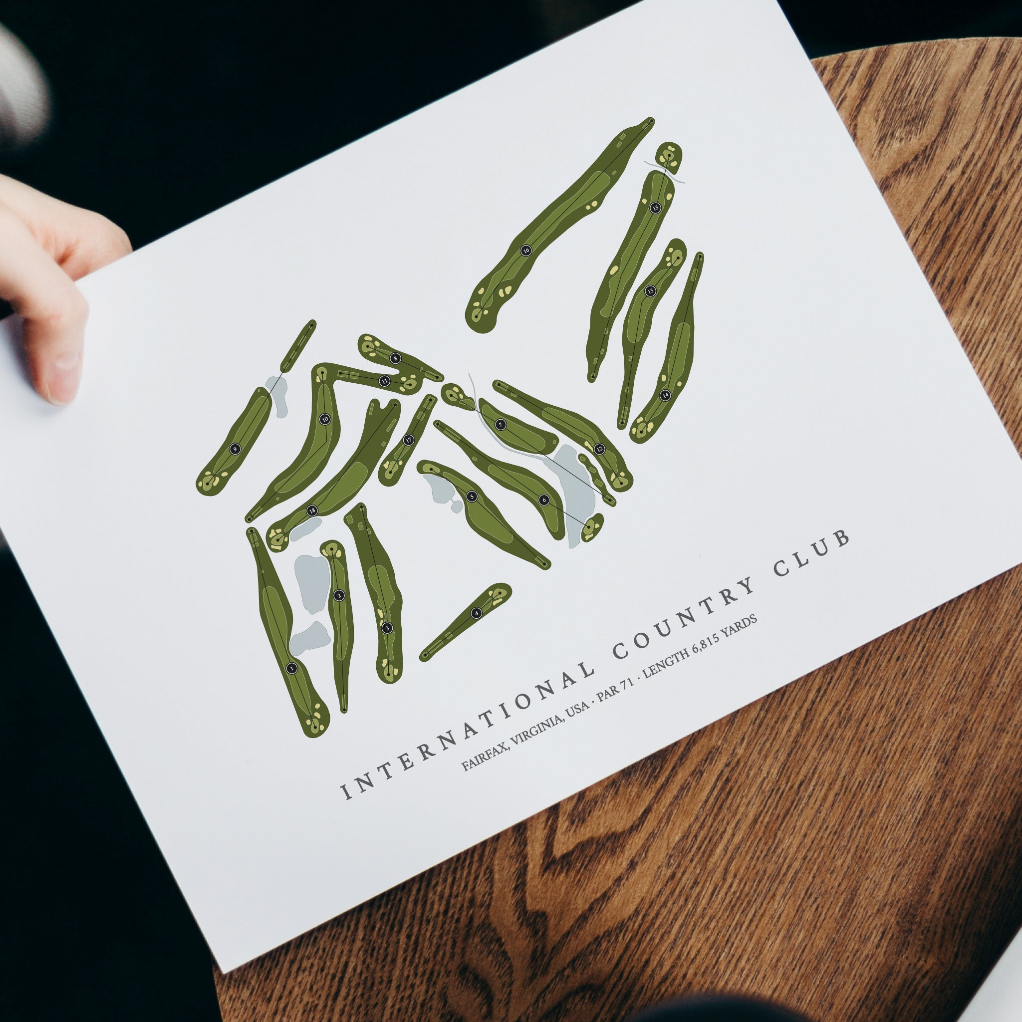International Country Club | Golf Course Print | With Laptop