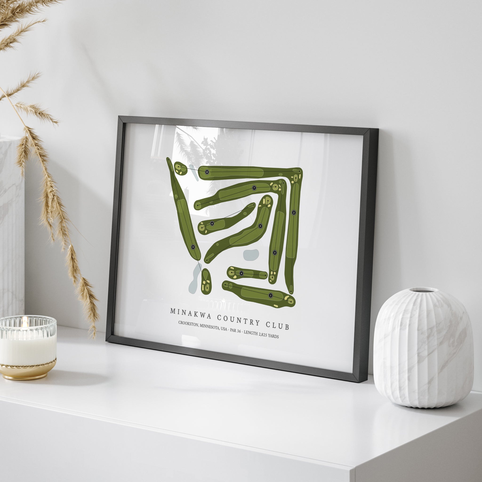 Minakwa Country Club | Golf Course Map | On Table