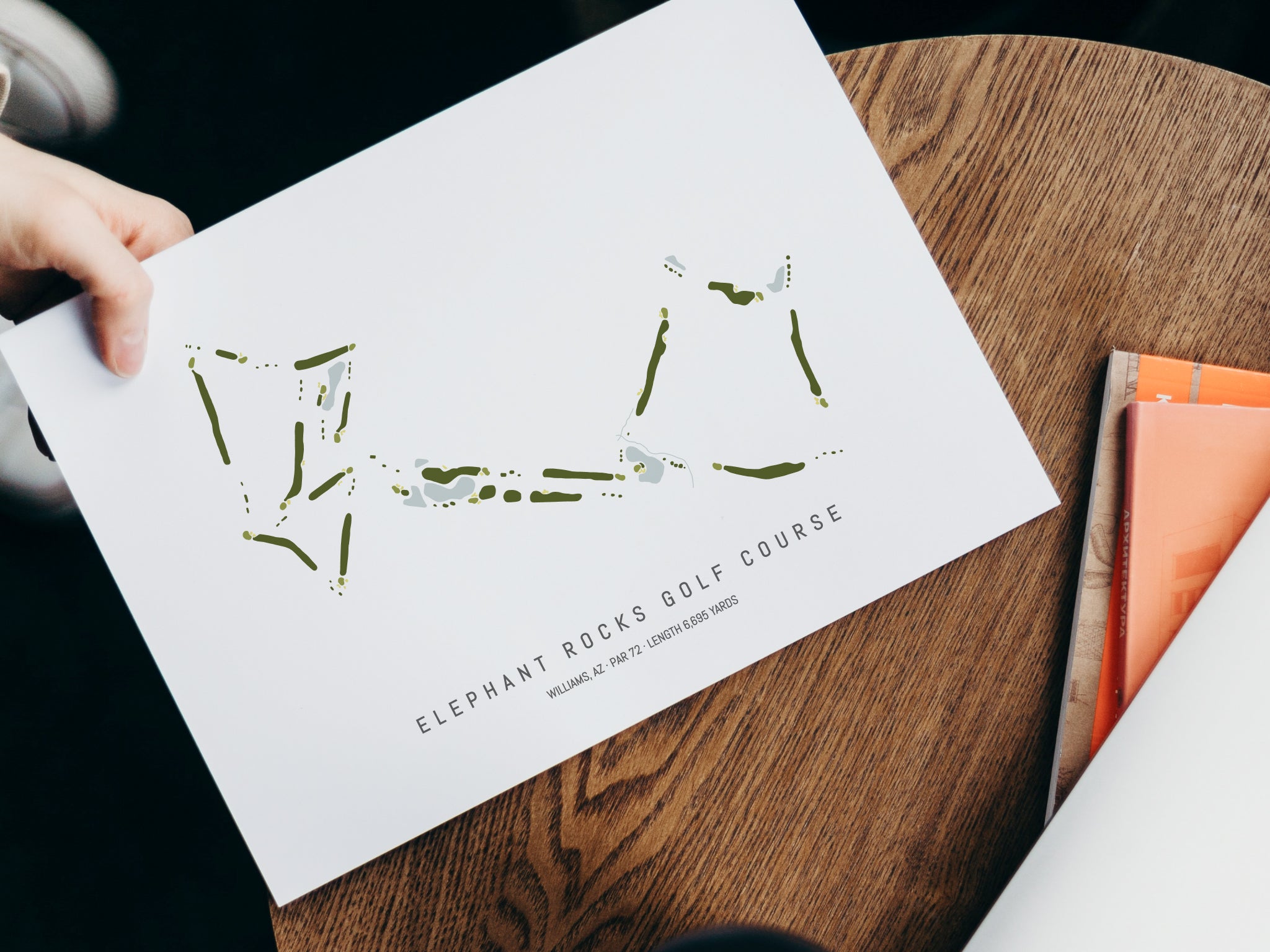 Elephant-Rocks-Golf-Course-AZ--With-Laptop