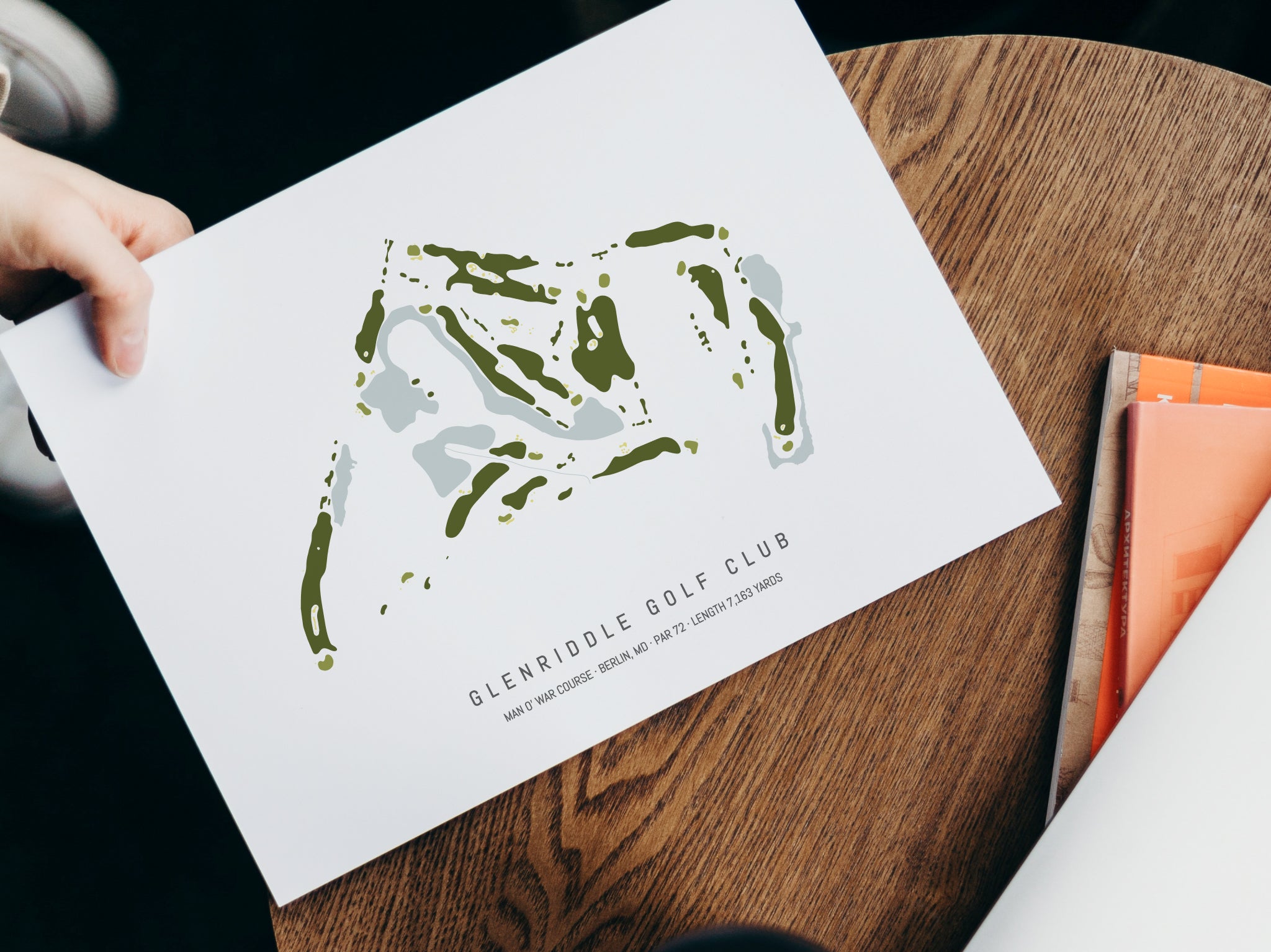 GlenRiddle-Golf-Club-Man-O-War-Course-MD--With-Laptop