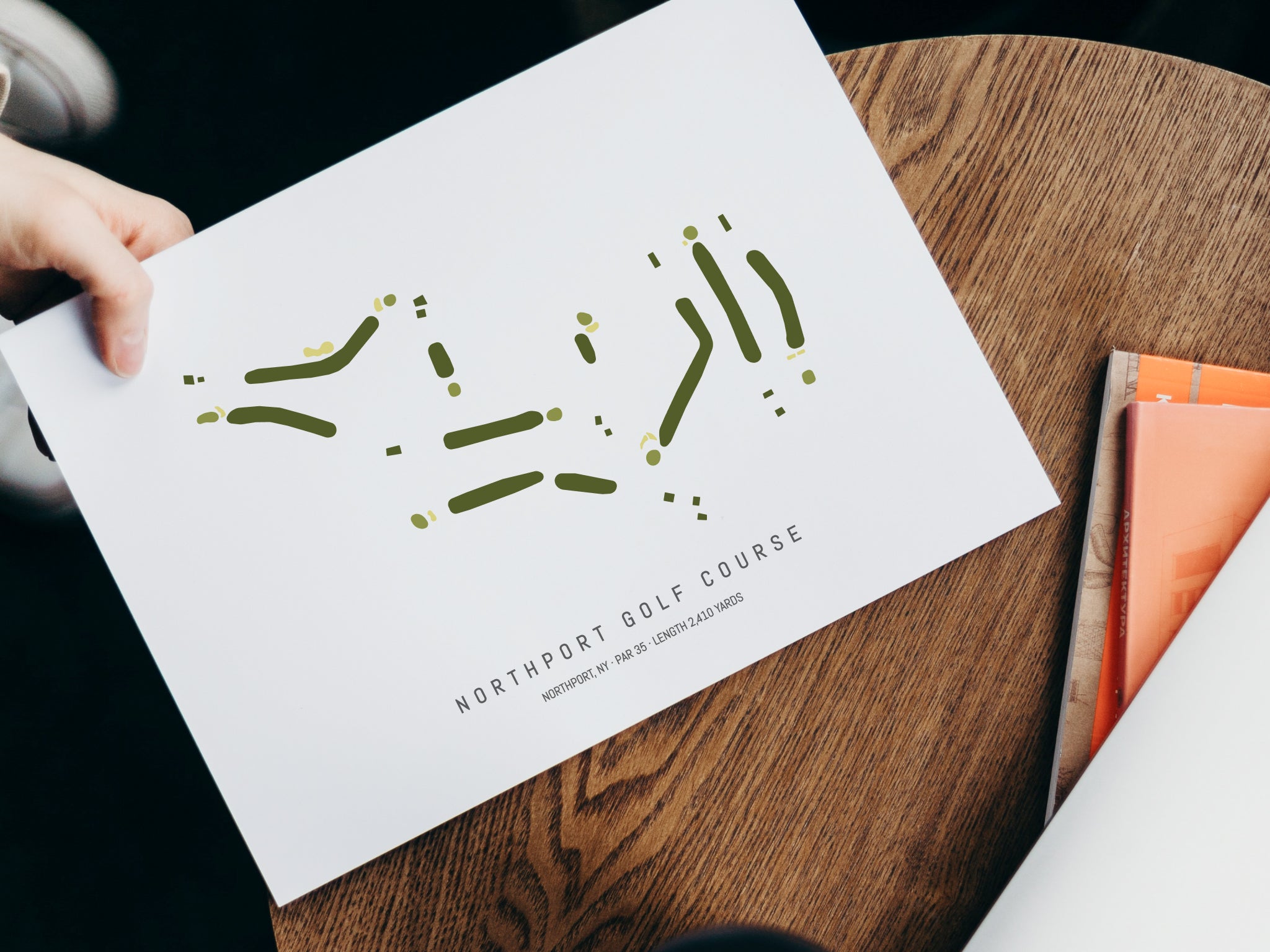 Northport-Golf-Course-NY--With-Laptop